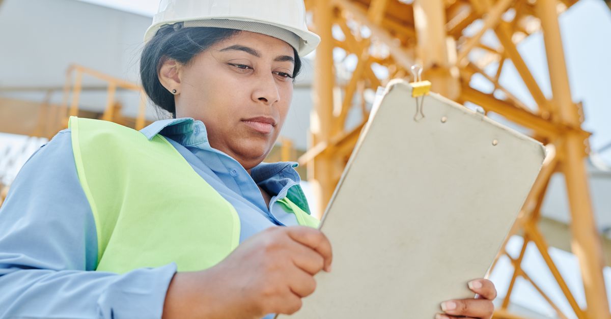 Software per coordinatori della sicurezza usato in un sopralluogo di cantiere
